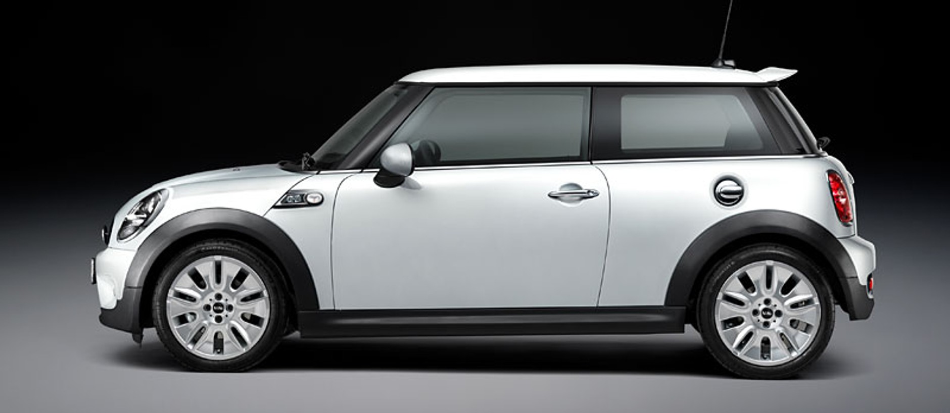 Mini 50 Mayfair i Mini 50 Camden: dwa specjalne modele na jubileusz