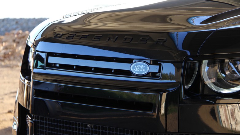 Land Rover Defender 90 V8