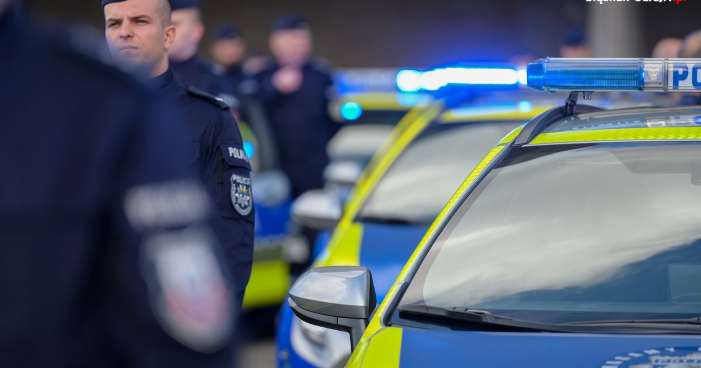 Policjanci ze Śląska dostali nowe radiowozy. Są hybrydowe