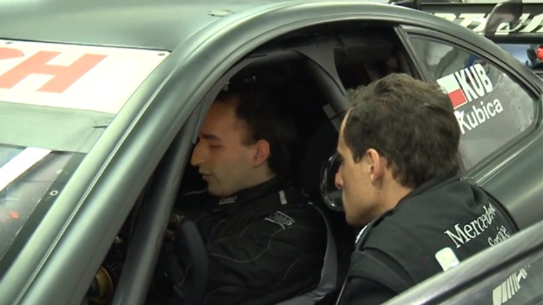 Robert Kubica testuje Mercedesa AMG C-Coupé DTM