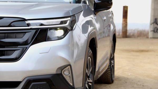 Subaru Forester 2.0 e-Boxer Platinum