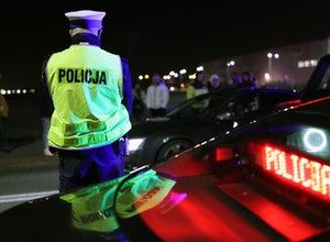 Teraz odblaski są wręcz koniecznością. Nie chodzi o mandat