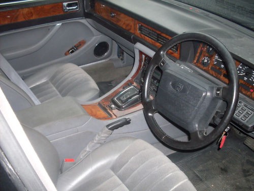 Lotniskowa wersja Jaguara XJ