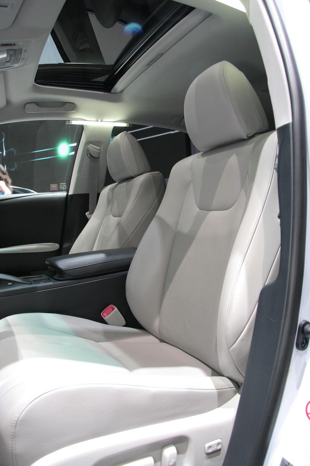 Genewa 2009: Lexus RX 450h – pierwsze wrażenia