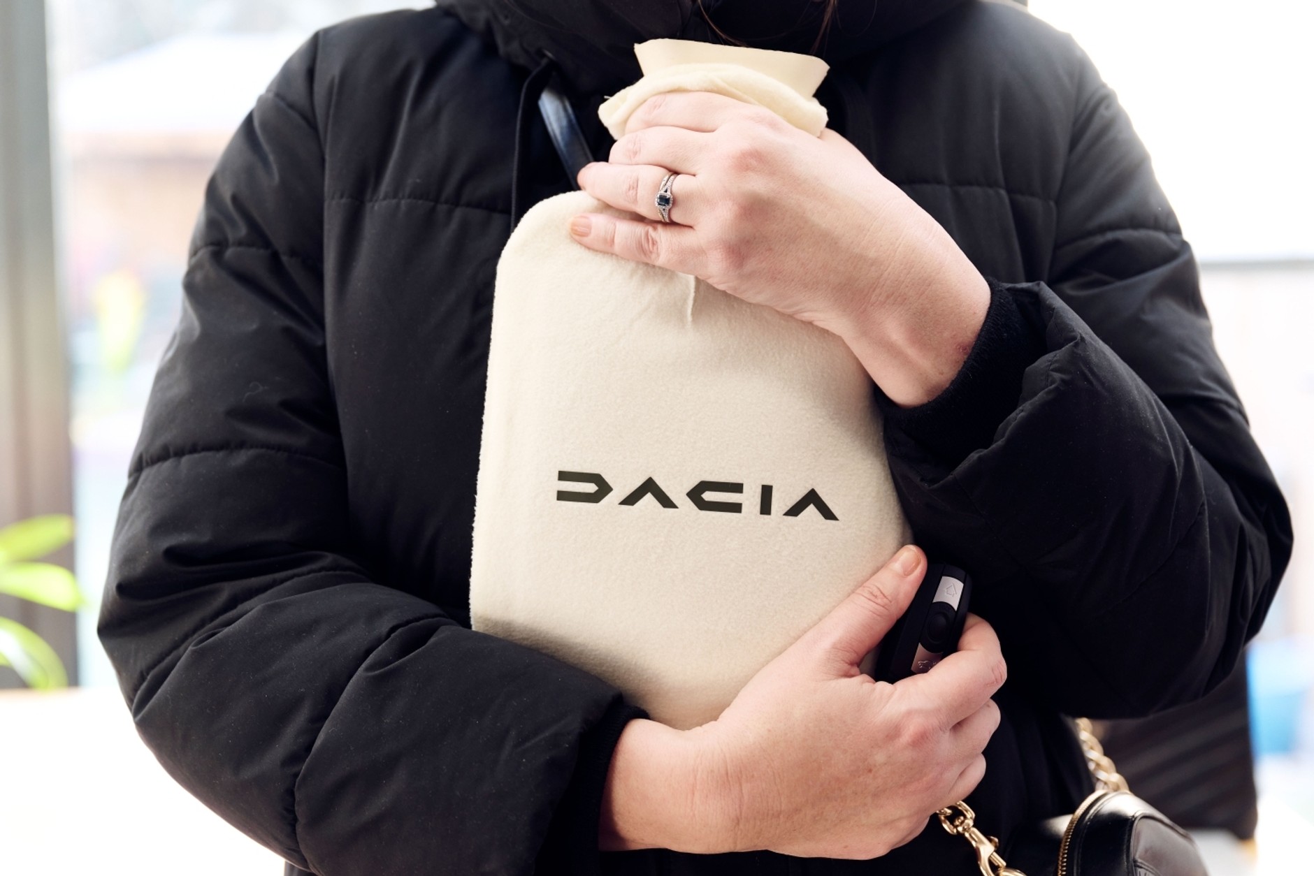 Heated Seat Saviors - termofor od Dacii