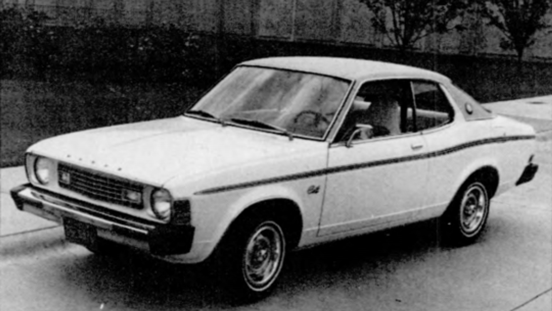 Dodge Colt z 1974 r. Podobnym autem podróżował Kazimierz Deyna. (Zdjęcie ilustracyjne)
