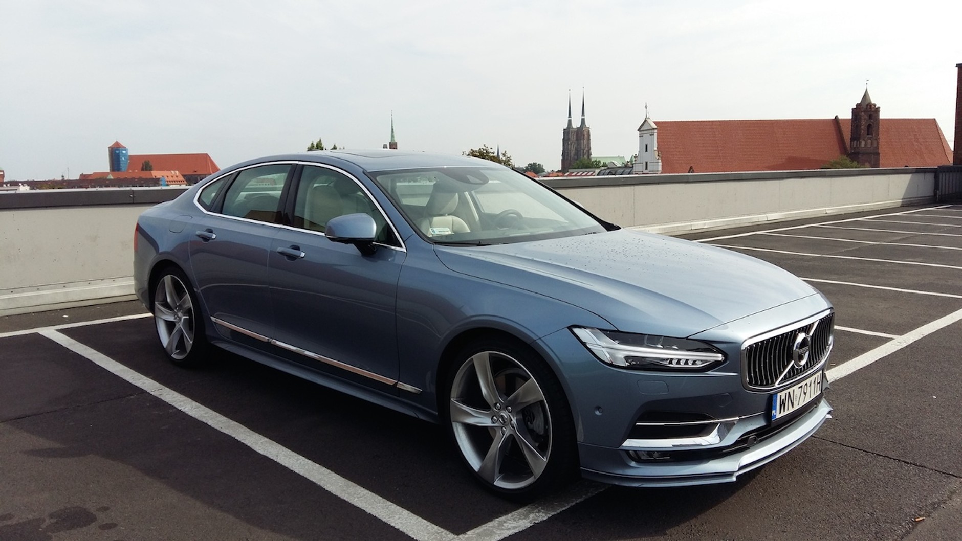 Volvo S90