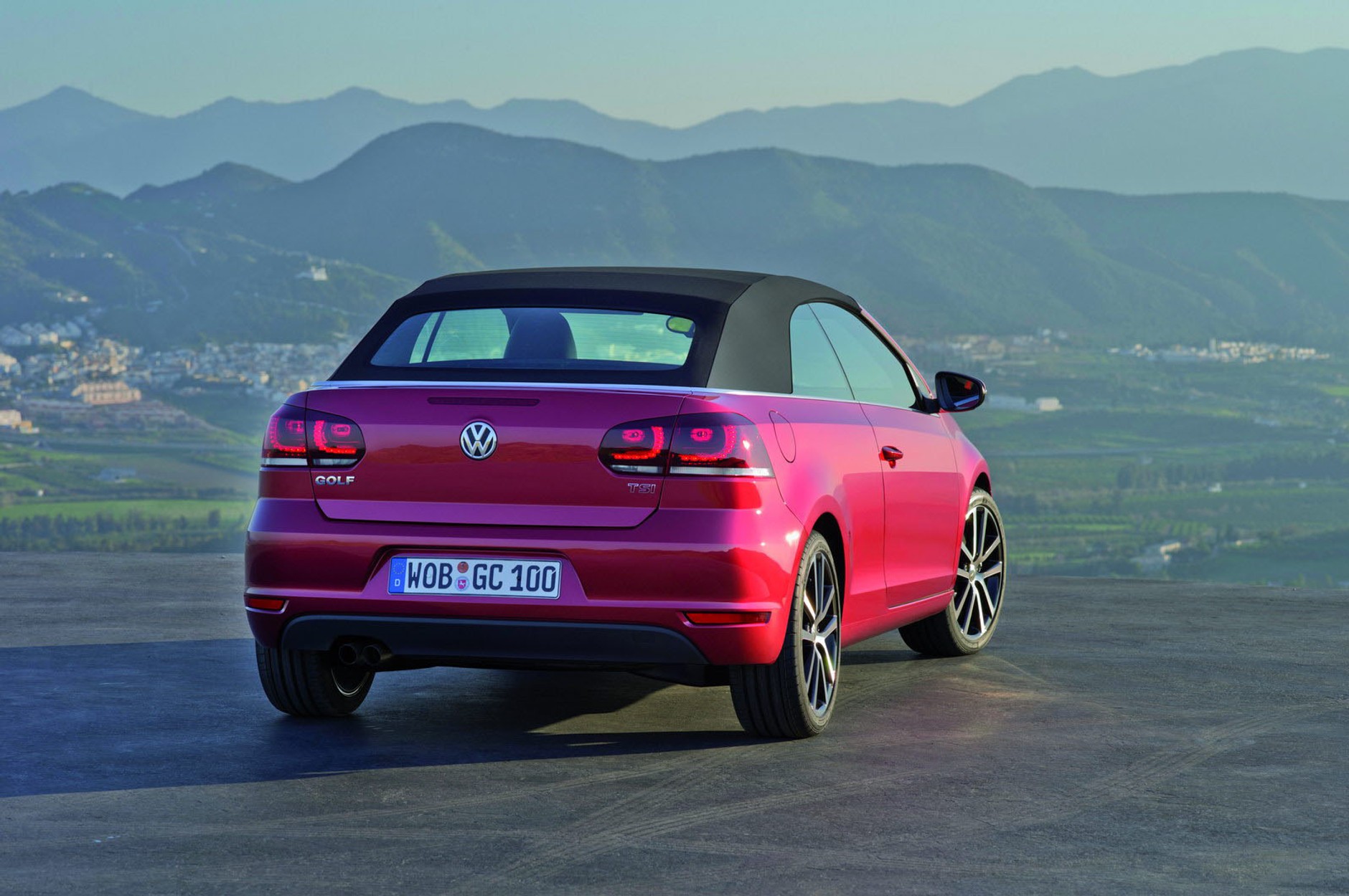 Taki jest nowy VW Golf Cabriolet
