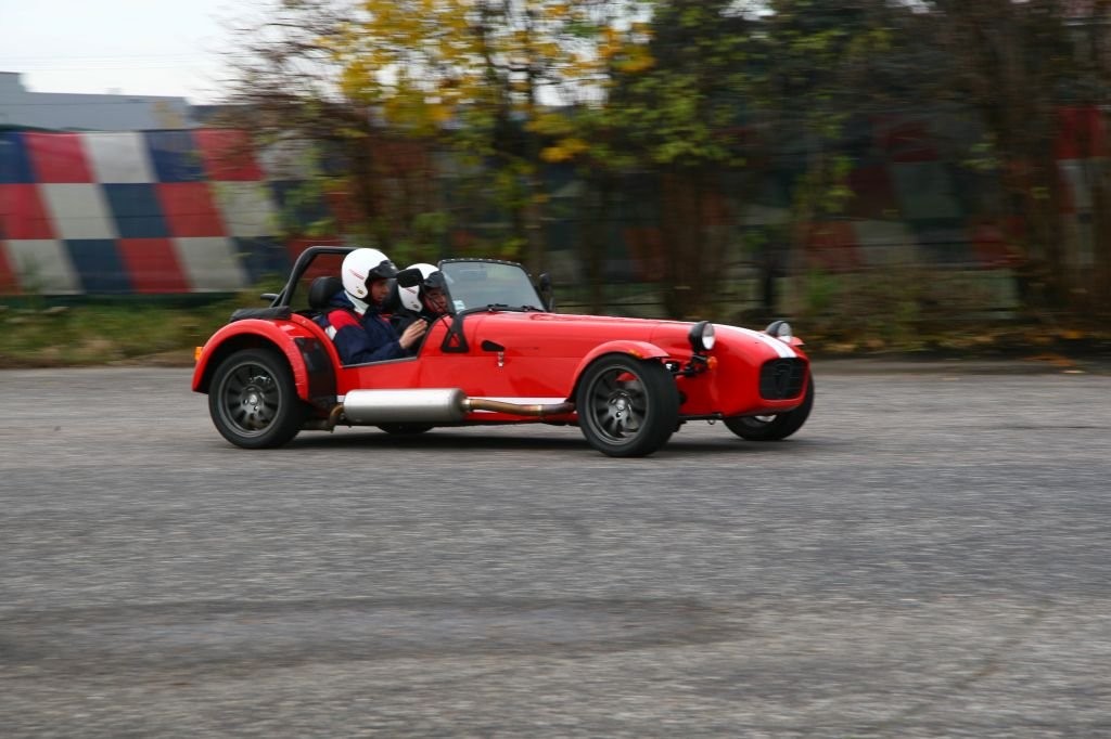 Caterham - Fotorelacja z polskiej prezentacji kultowego sportowca