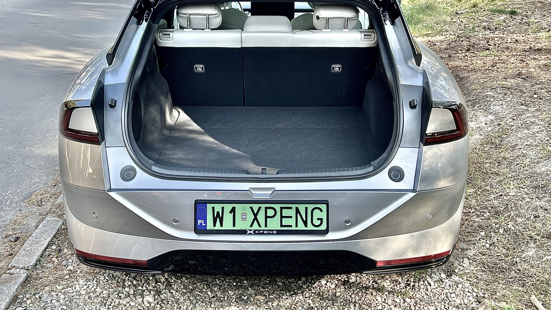 XPeng P7+