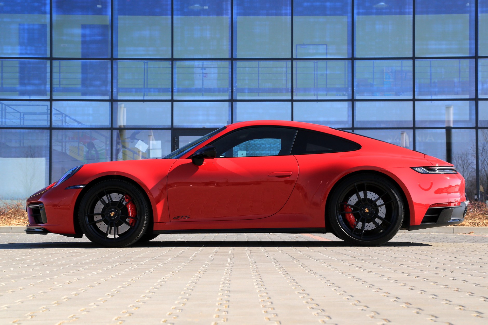 Porsche 911 GTS (2022 r., 992)