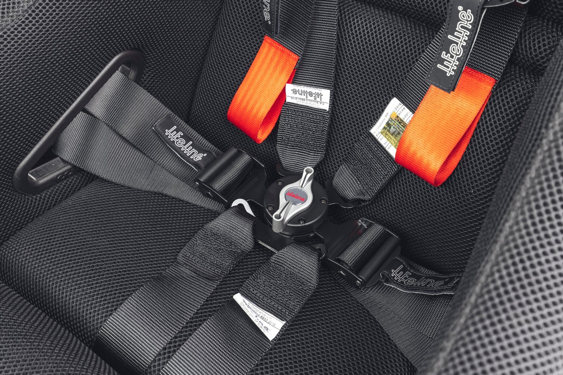 Rajdowy Land Rover Defender 90 od Bowlera