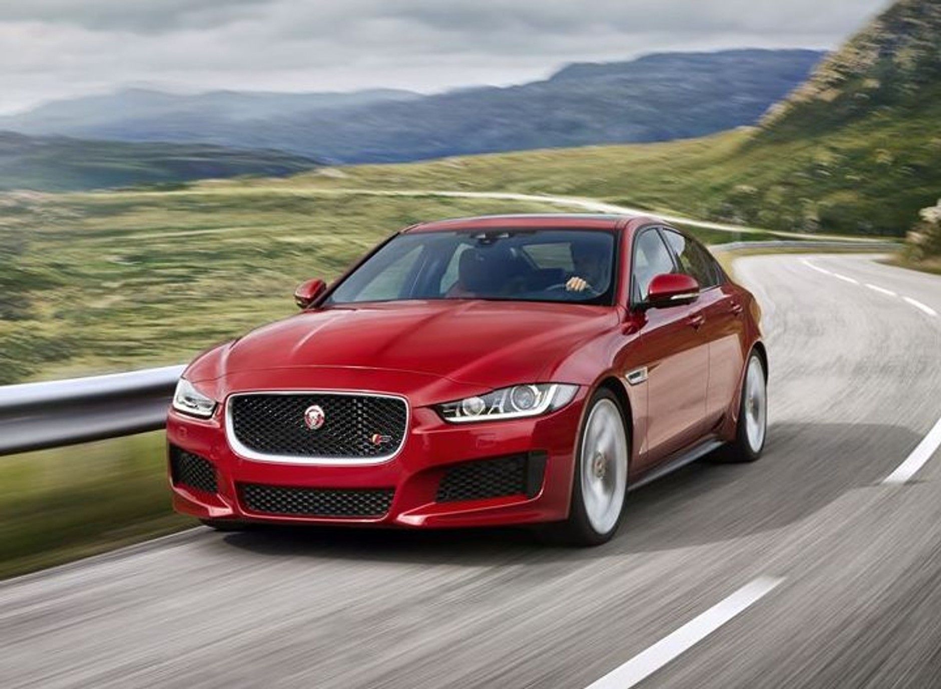 Nowy Jaguar XE - światowa premiera