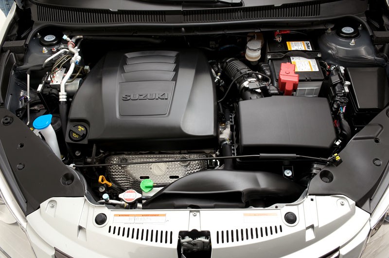 Tokio 2009:  Suzuki Kizashi będzie sprzedawane najpierw w Japonii