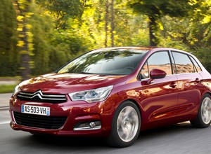 Jak jeździ Citroën C4 z nowym silnikiem e-THP 130?