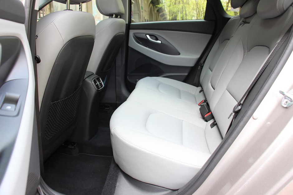 Hyundai i30 1.4 T-GDI DCT Premium