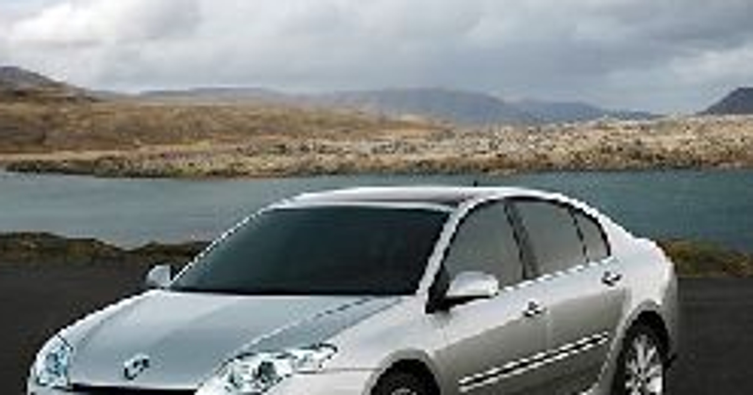 Renault: nowa Laguna - wymagający, ambitny i rentowny projekt (wideo)