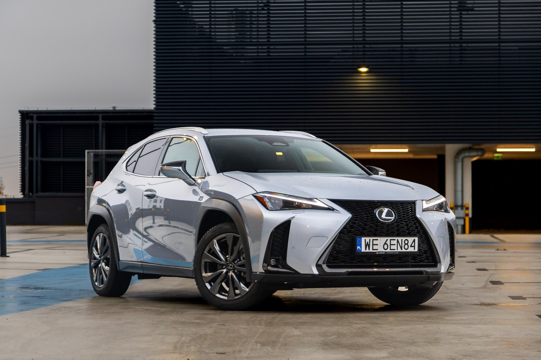 2024 Lexus UX300h