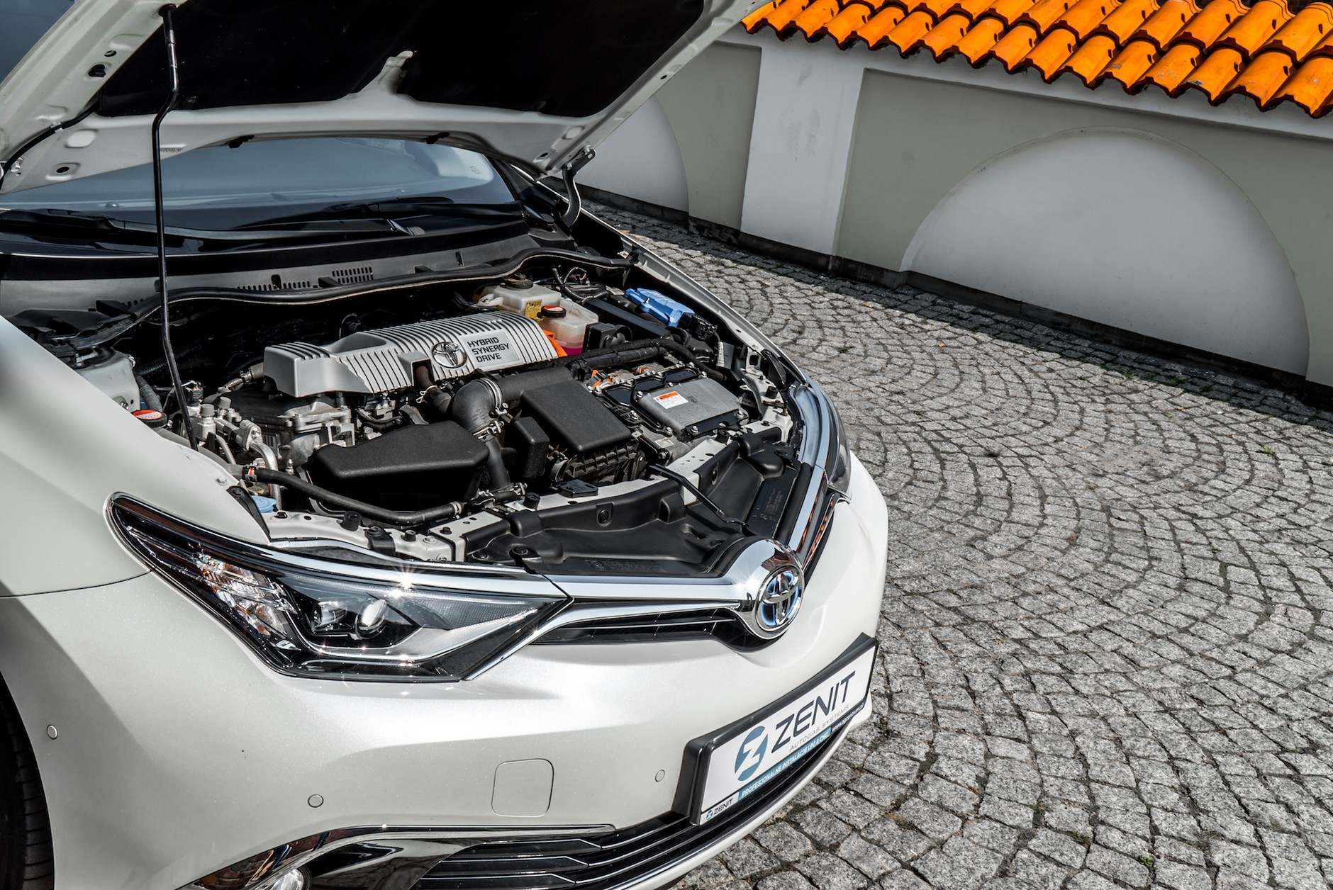 Instalacja gazowa Zenit w hybrydowej Toyocie Auris
