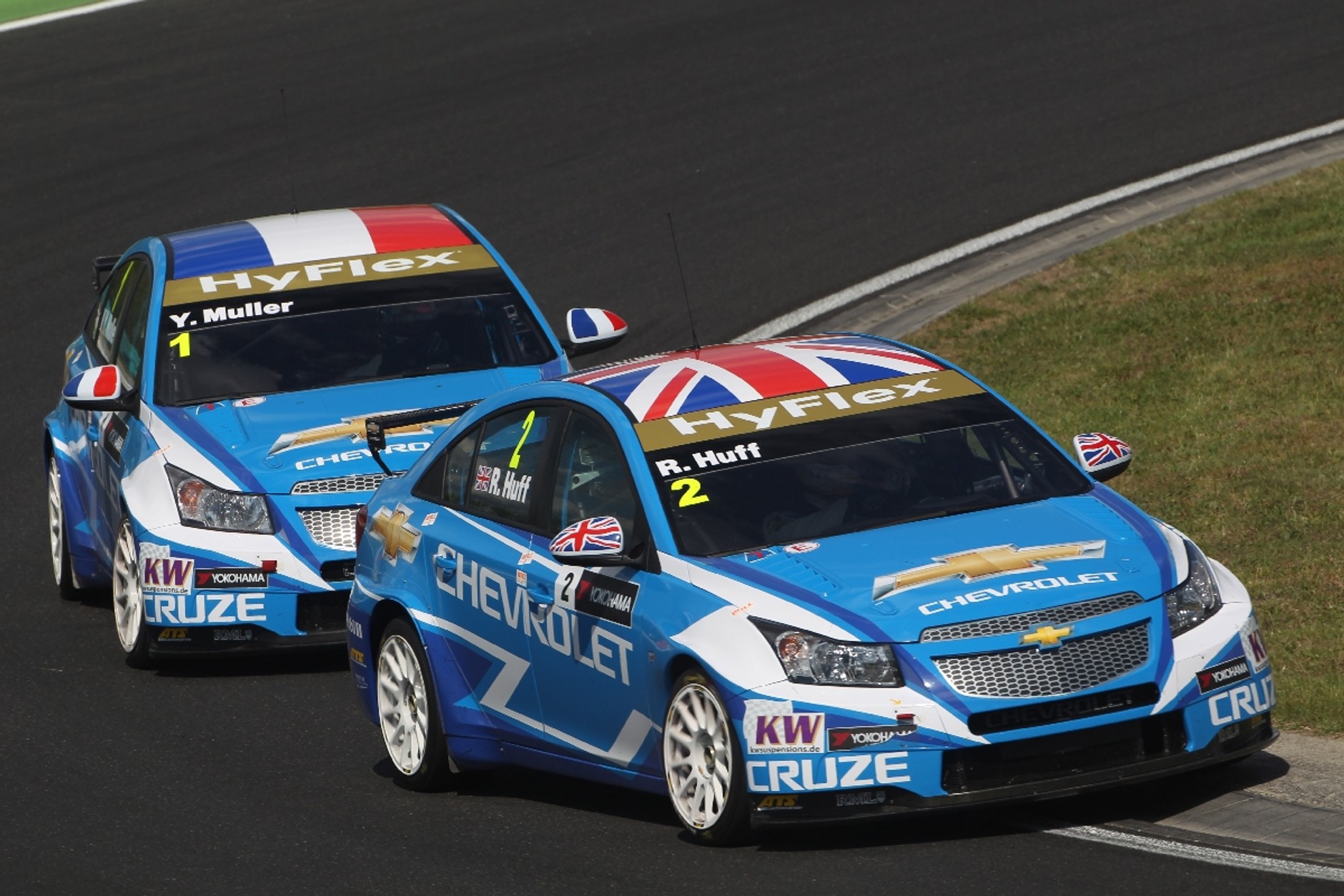 Michelisz wygrywa domową rundę WTCC