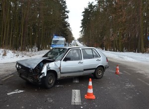 Kierowca starego Golfa spowodował wypadek. W alkomacie zabrakło skali