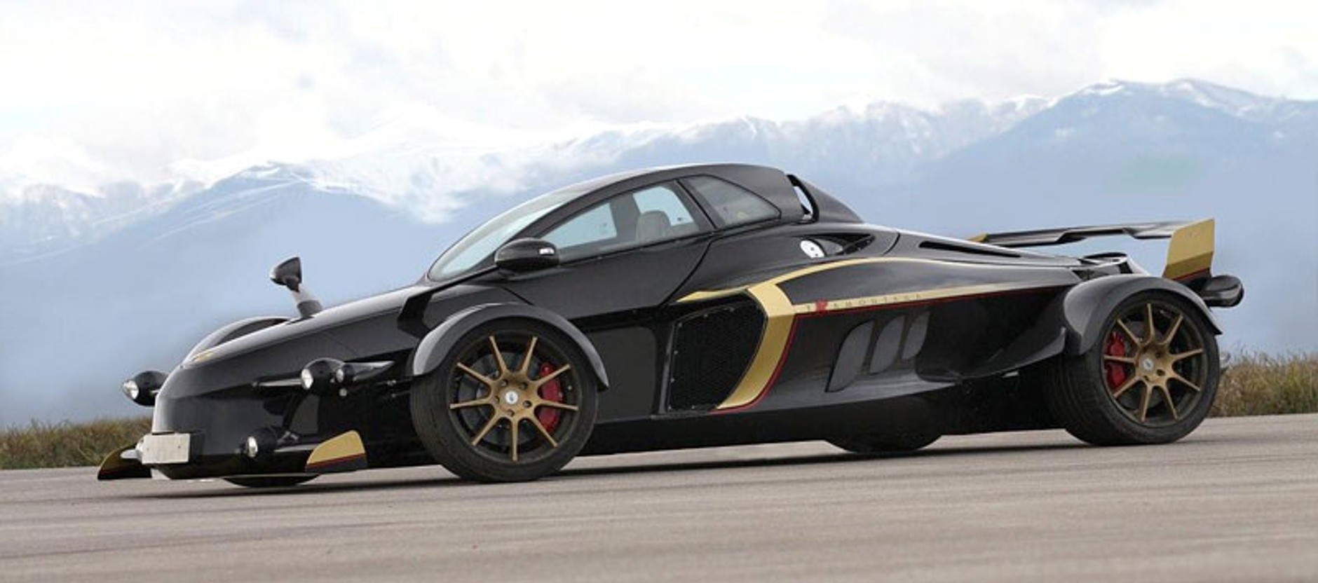 Genewa 2009: Tramontana R - rakieta na kołach