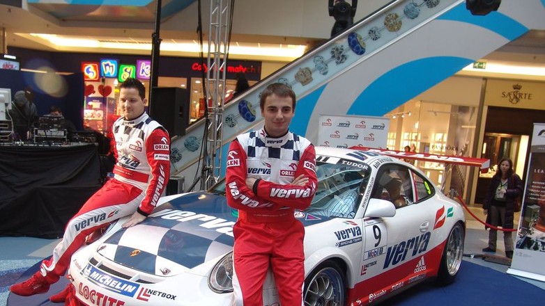 Giermaziak w Porsche Supercup