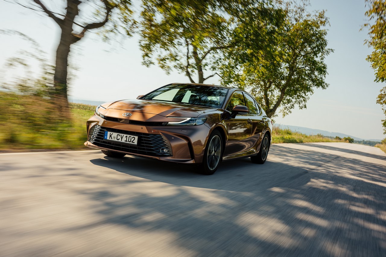 Nowa Toyota Camry