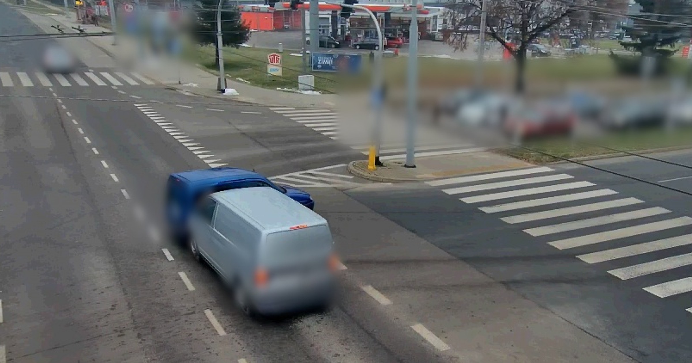 Wjechał na skrzyżowanie pomimo czerwonego światła