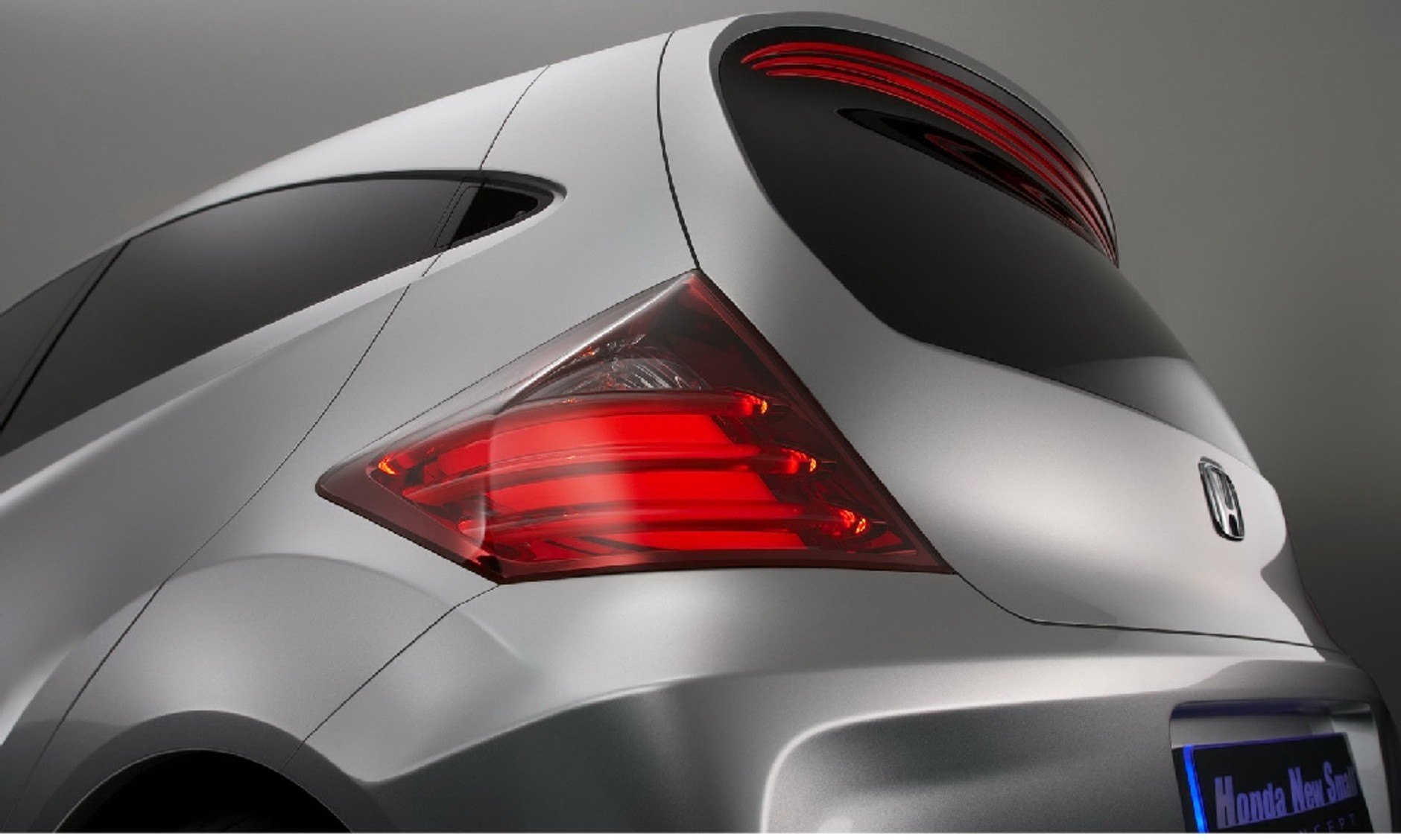 Honda New Small Concept - Japoński sposób na zatłoczone ulice