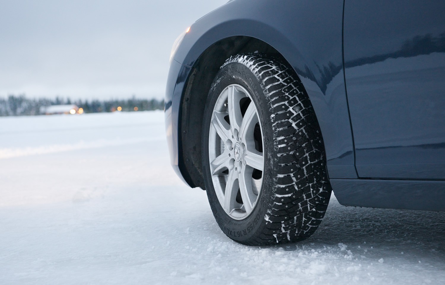 Opony zimowe z kolcami