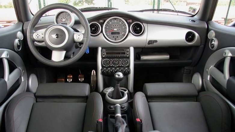 Mini Cooper S John Cooper Works GP: wrażenia z jazdy