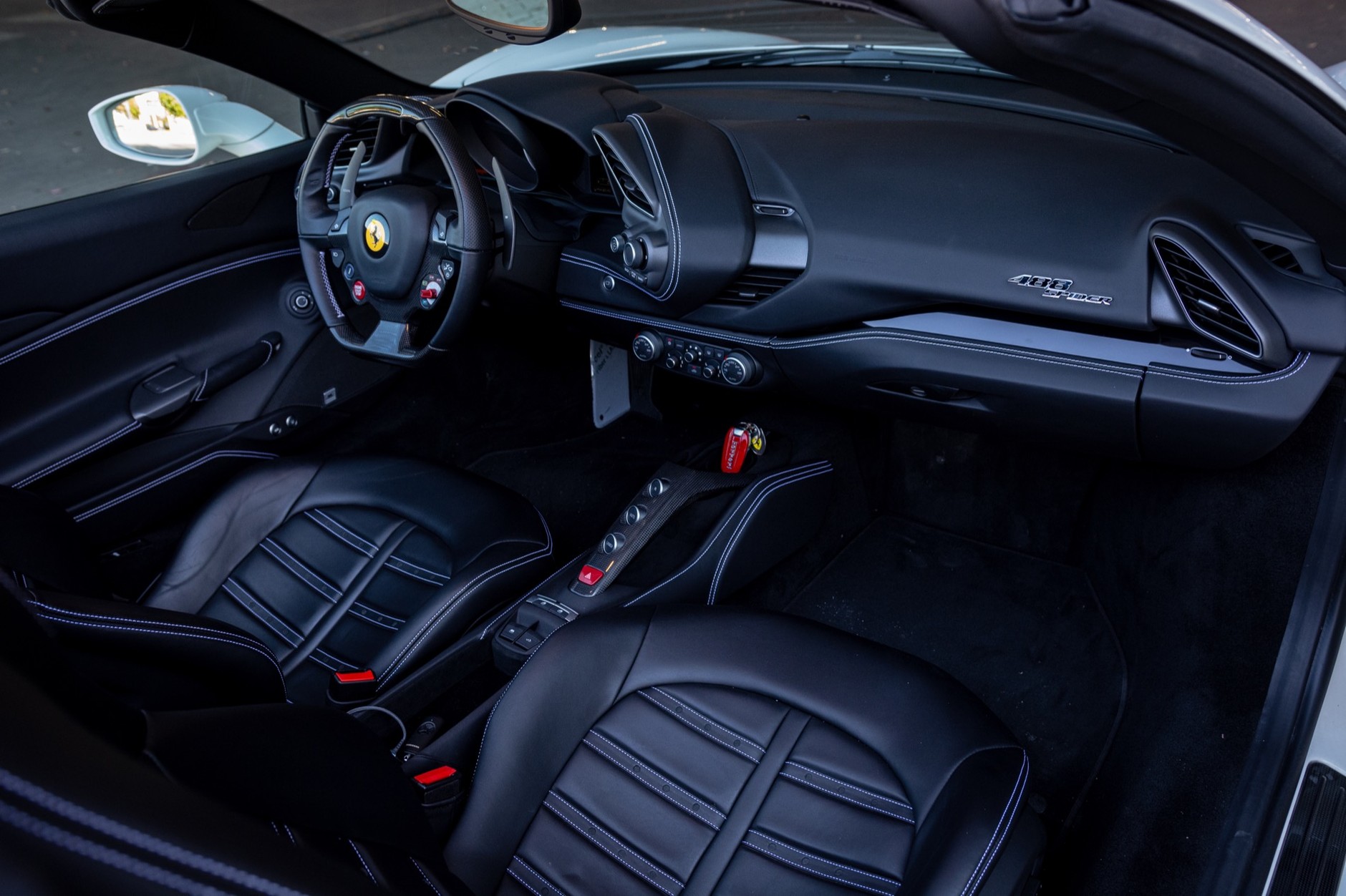 Ferrari 488 Spider Roberta Lewandowskiego