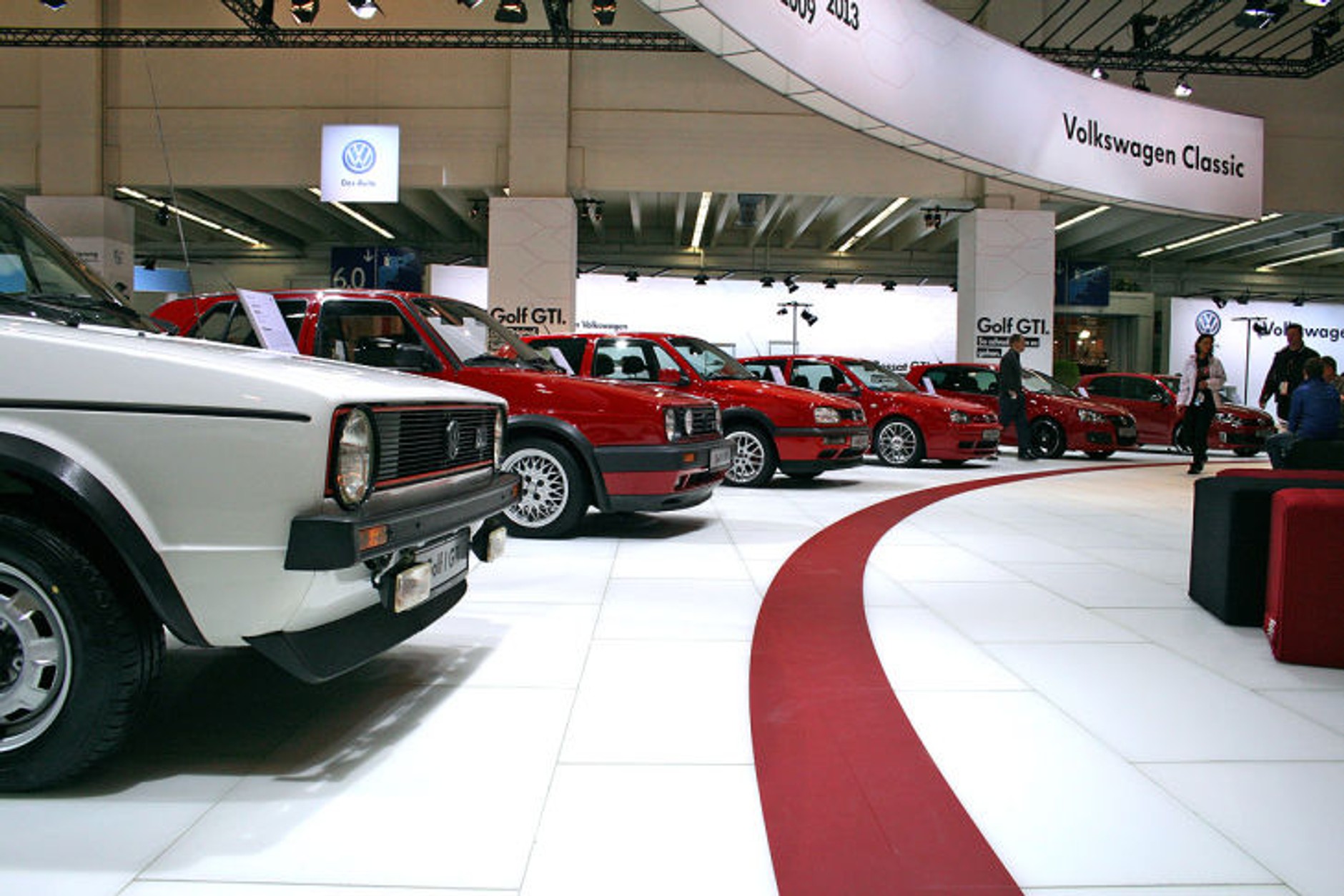 25.Techno Classica Essen 2013 - uczta dla miłośników oldtimerów