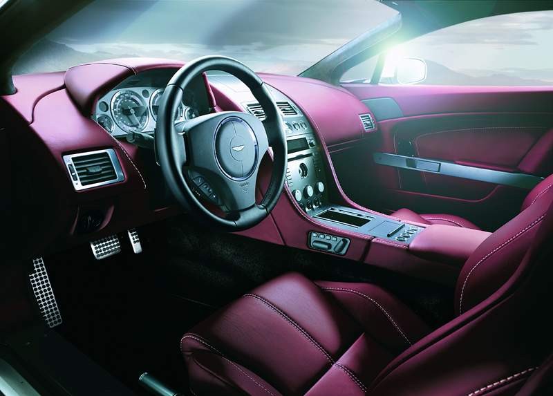 Aston Martin V8 Vantage Roadster już jest!