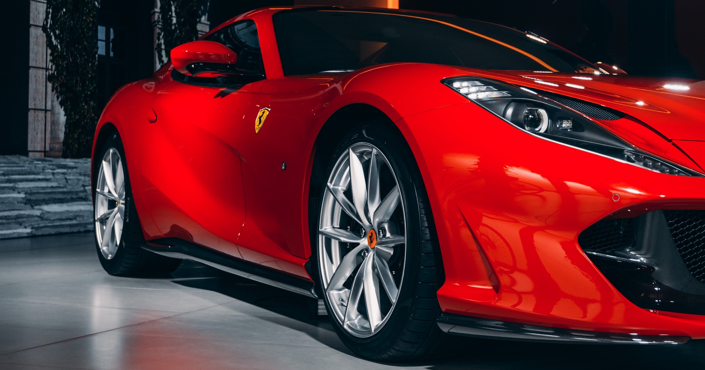 Ferrari 812