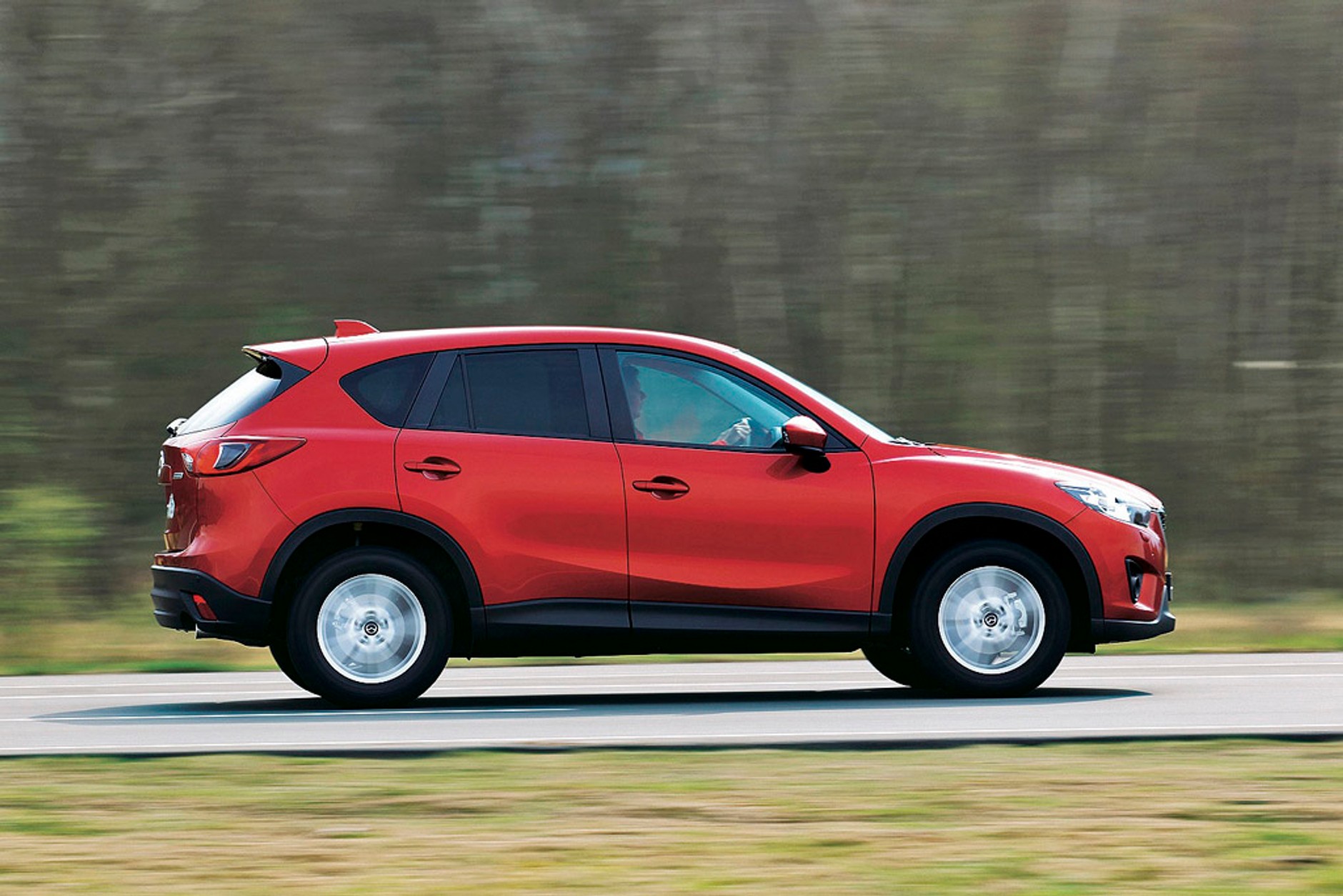 Mazda CX-5 kontra Ford Kuga, Hyundai ix35 i Volkswagen Tiguan: czy Mazda pokona konkurentów