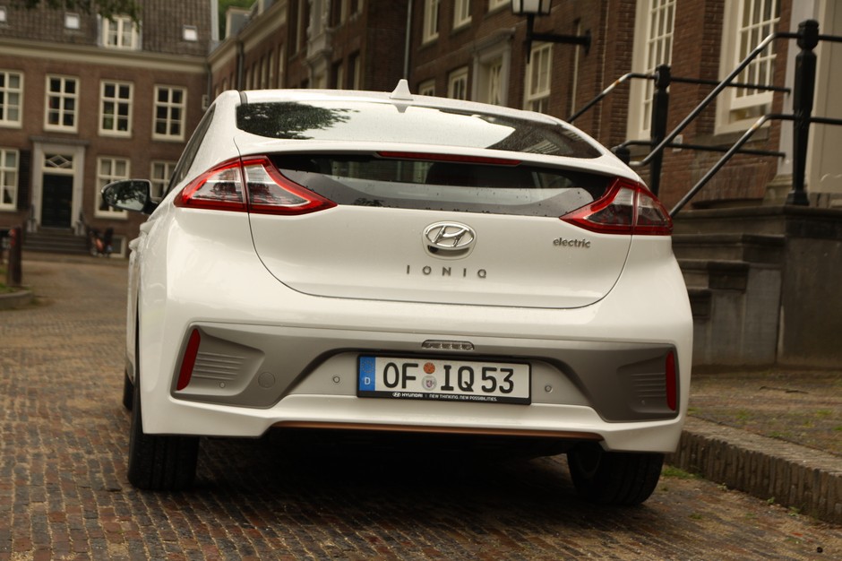 Hyundai Ioniq