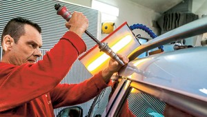 Naprawy smart - czyli jak szybko i tanio usunąć wgniecenia