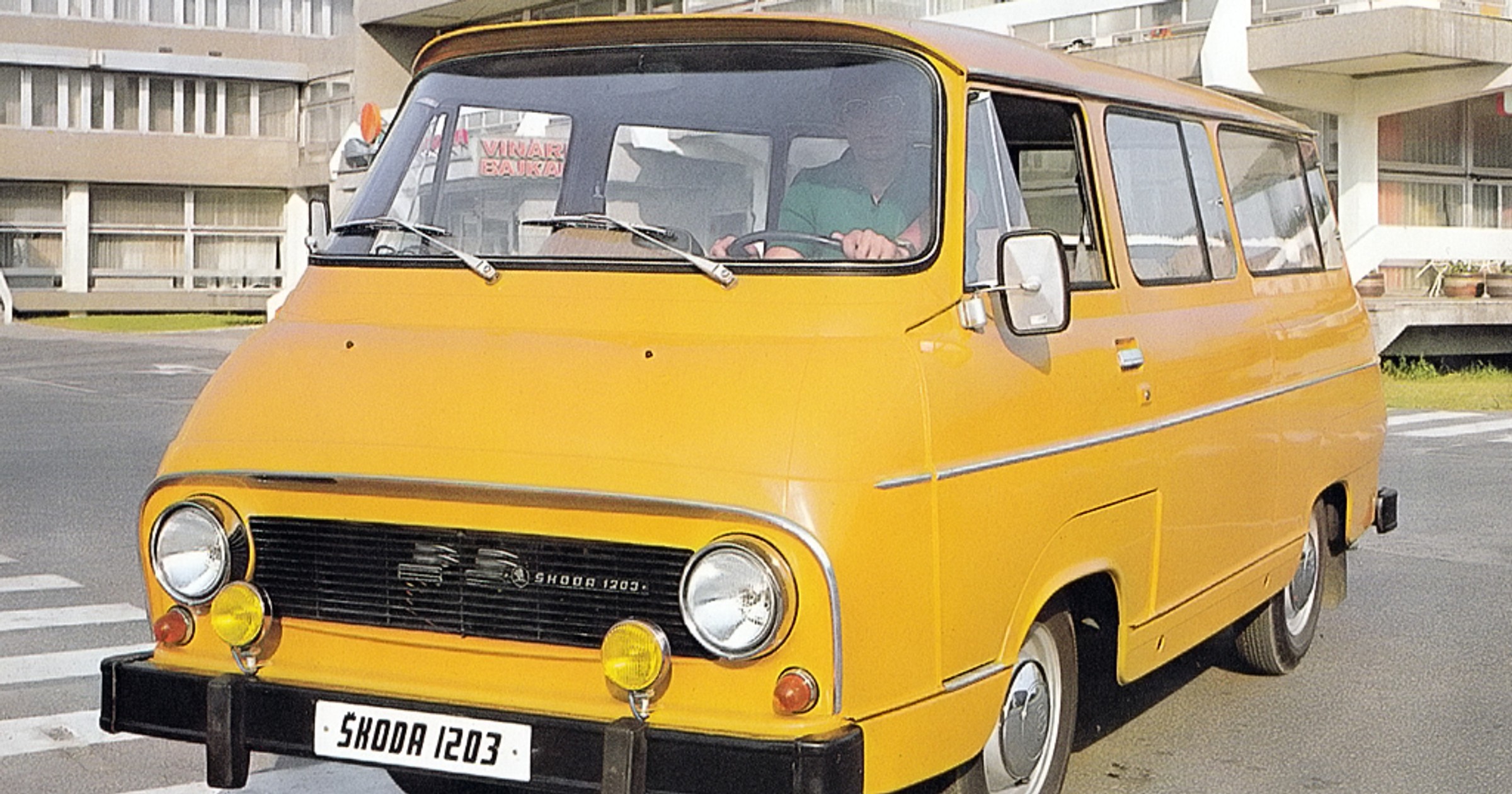 Skoda 1203