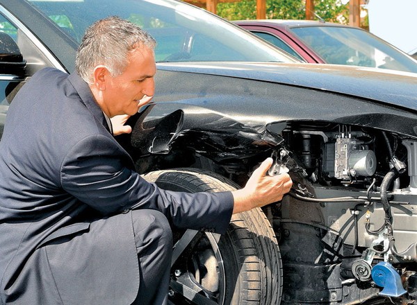 Stłuczka z obcokrajowcem – wyjaśniamy jak nie wpaść w tarapaty