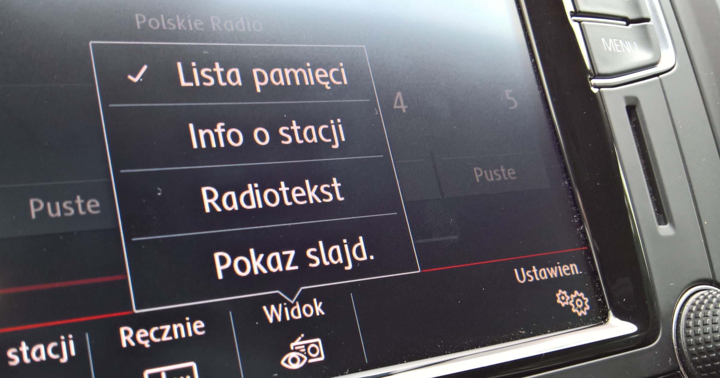Opcje DAB - odbiornik Discover Media  Plus w VW Multivan | zdj. ilustracyjne