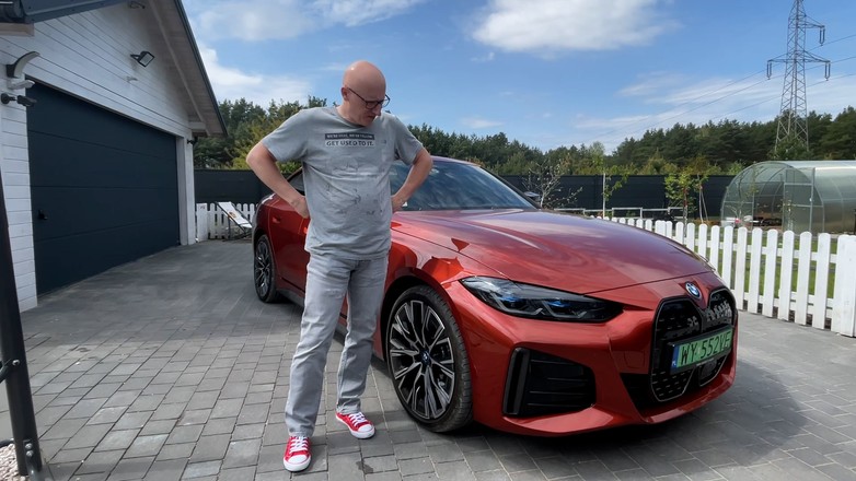 i4 M50 V2.mp4.01_00_07_15.Still001.jpg