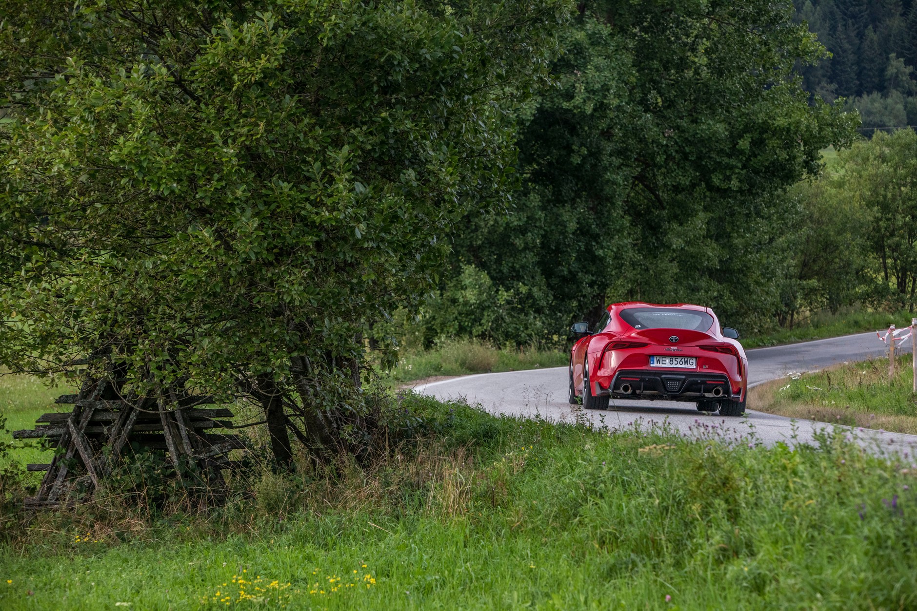 BMW M2 Competition vs Toyota GR Supra