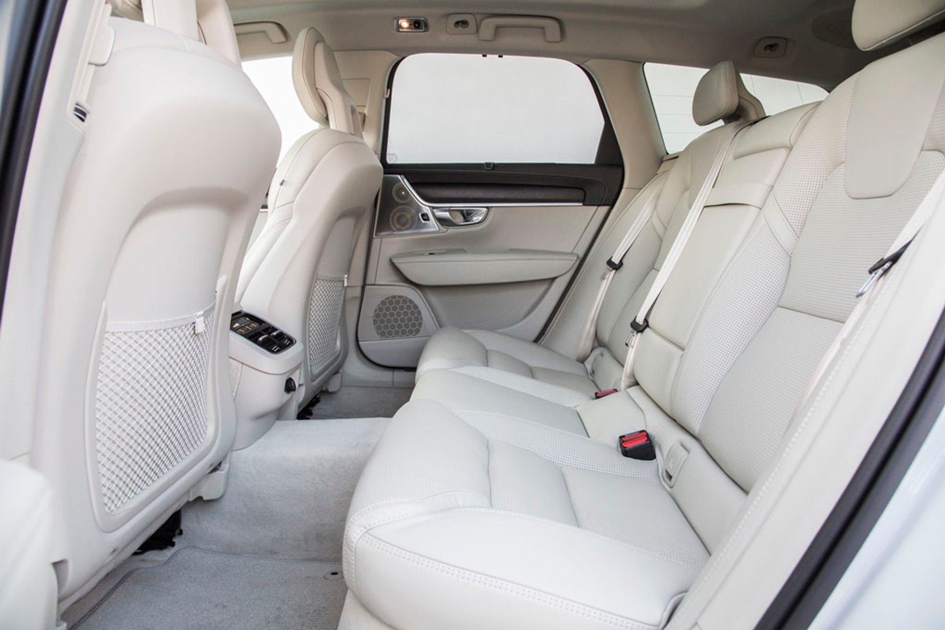 Volvo V90 Cross Country T6 - kombi krajoznawcze