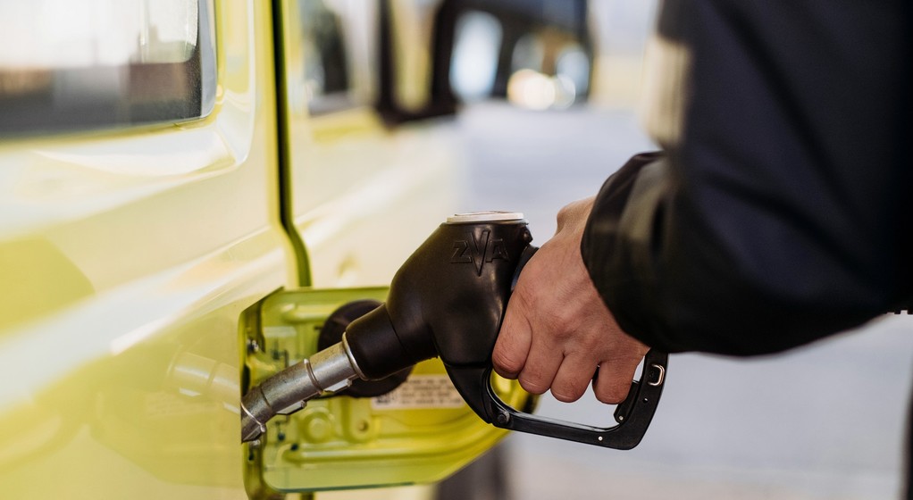 Tankowanie samochodu