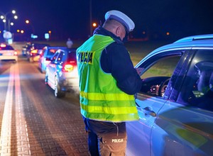 "Krokodyle" łapią kierowców na polskich drogach. Oto co mogą zrobić