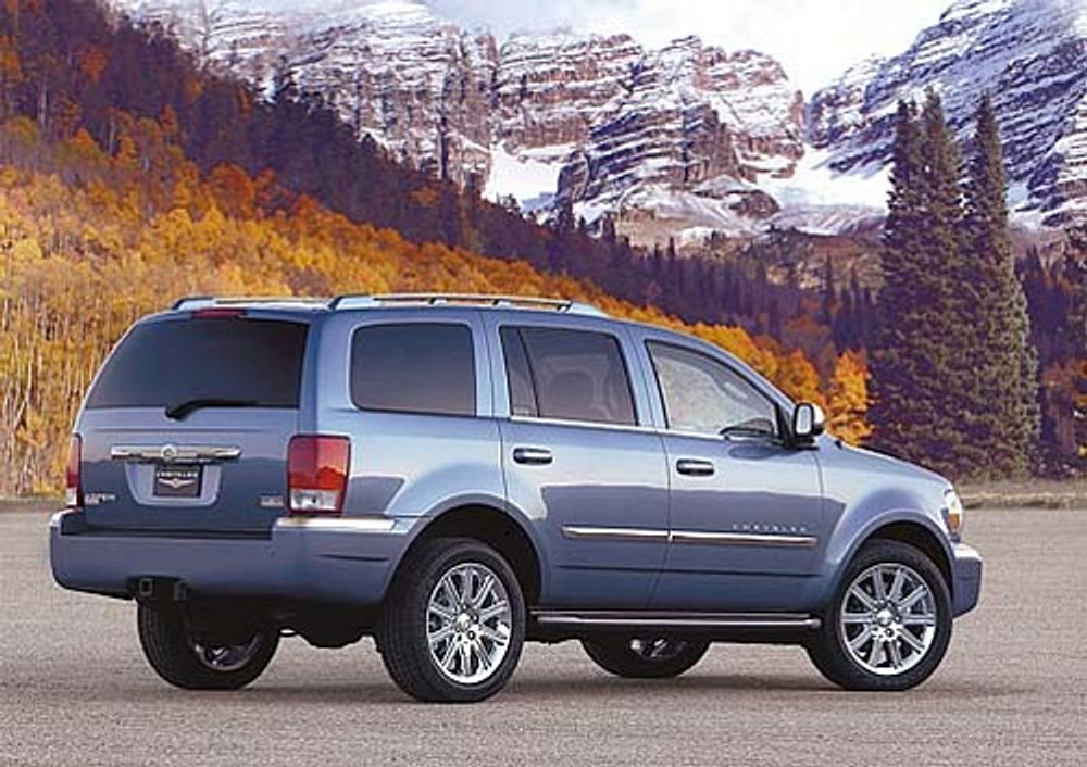 Chrysler Aspen - Pierwszy SUV od Chryslera