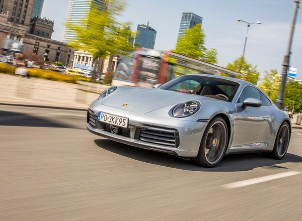 Porsche 911 Carrera 4S Coupe – na tor i bulwar | TEST