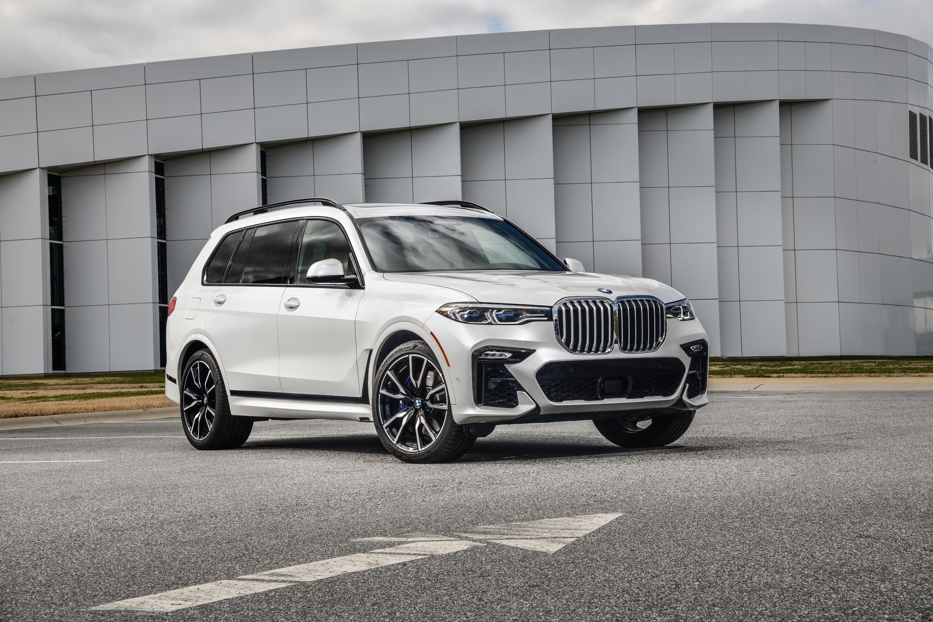 BMW X7: ok. 15 lat